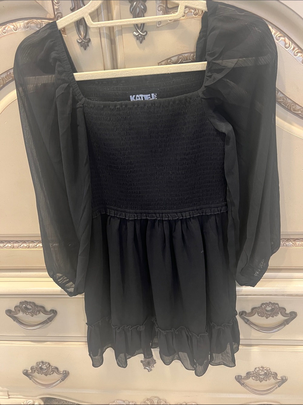Katie J Black Sheer Puff-Sleeve Smocked Tunic-Size Large